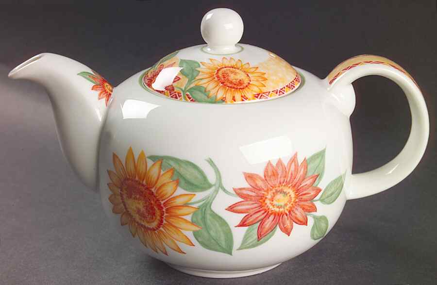 Sunburst Teapot & Lid by Royal Doulton-1
