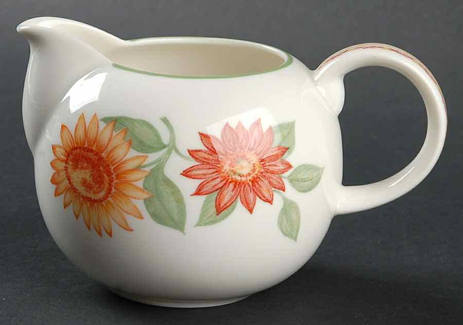 Sunburst Creamer by Royal Doulton-1