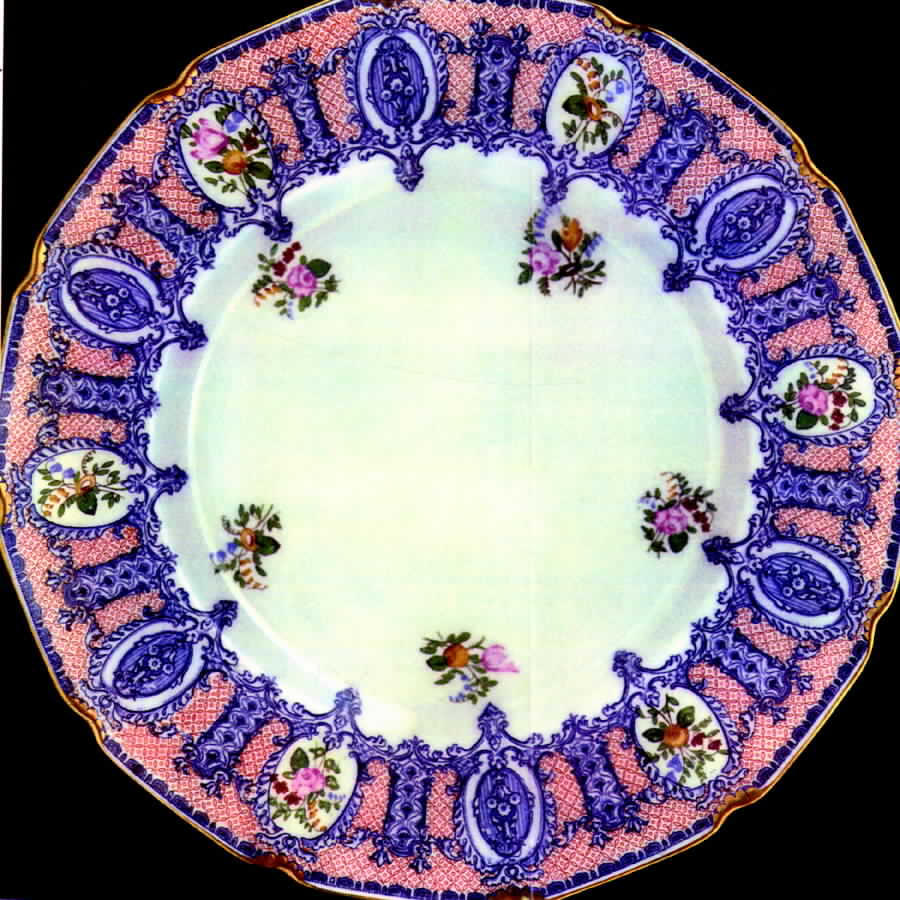 E9440 Dinner Plate by Royal Doulton-1