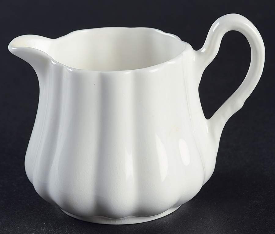 2093 Mini Creamer by Royal Ardalt (England)-1