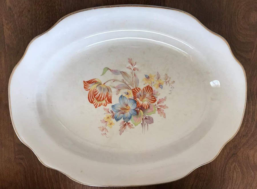 Romance 11" Oval Serving Platter by Royal (USA)-1