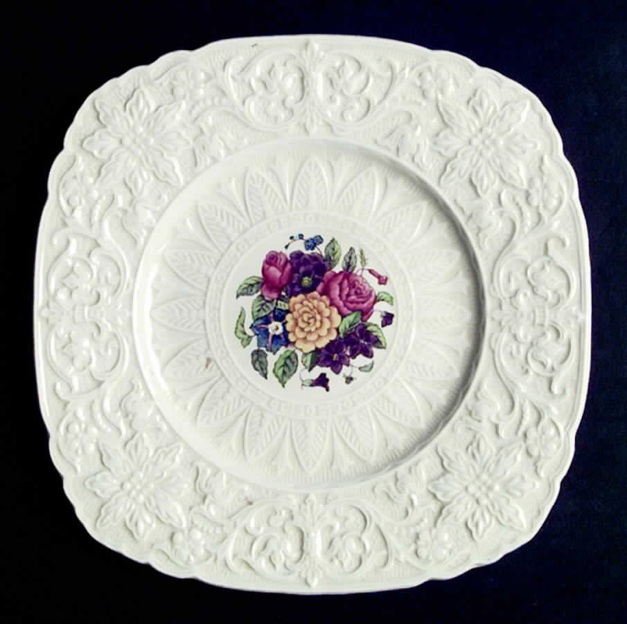 X370 Luncheon Plate by Royal Cauldon-1