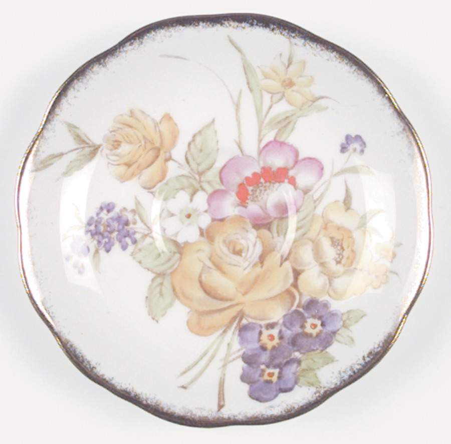 Sunningdale Saucer by Roslyn (England)-1