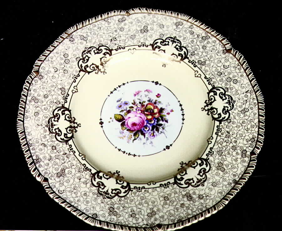 9886 Dinner Plate by Royal Crown Derby-1