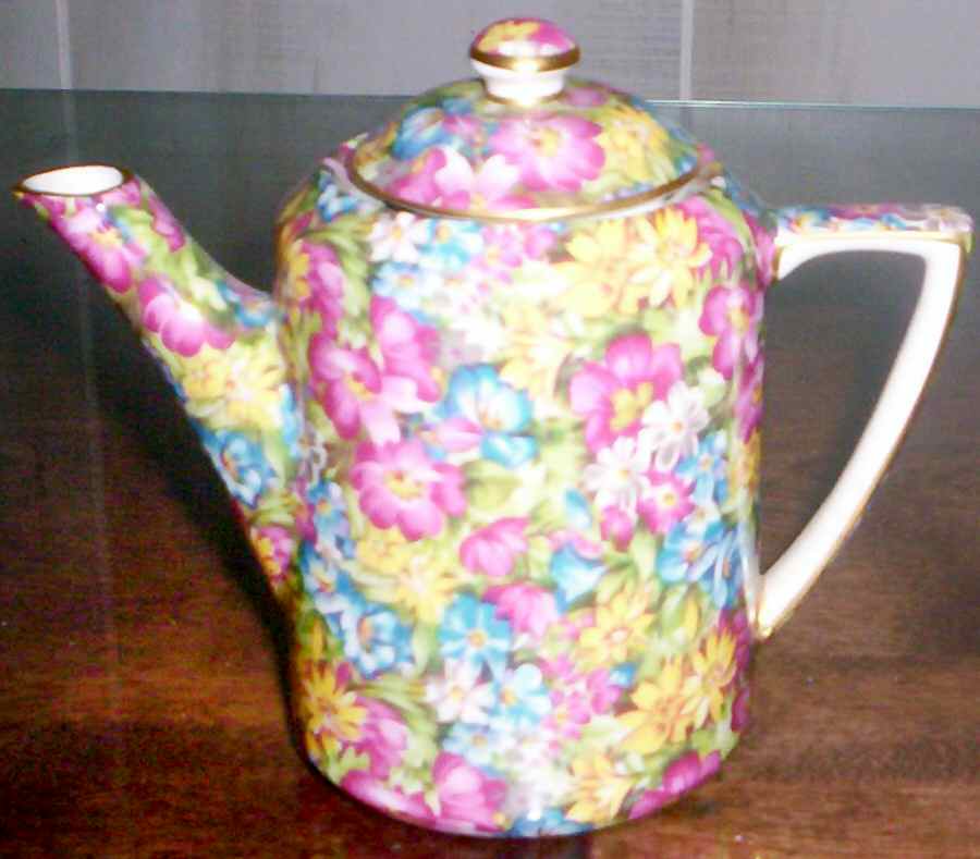 Joyce Lynn (Intro. 1999) Tea for Two Teapot by Royal Winton-1