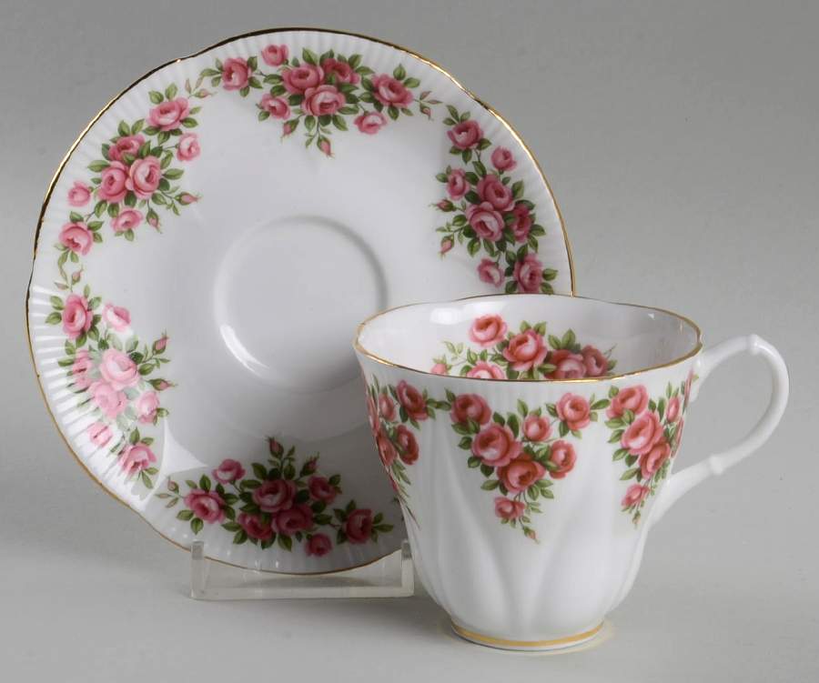 Dainty Dina Series Flat Cup & Saucer Set by Royal Albert-1