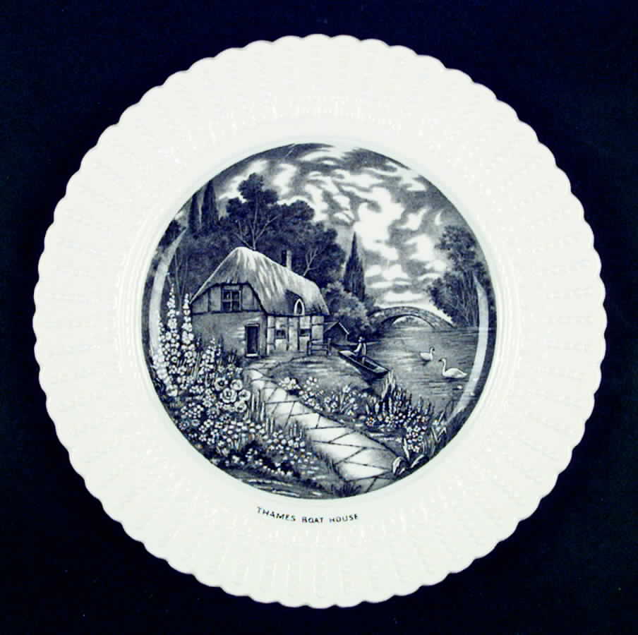 ROC71 Dinner Plate by Royal Cauldon-1