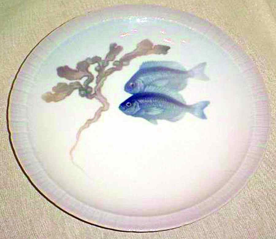 943 Luncheon Plate by Royal Copenhagen-1