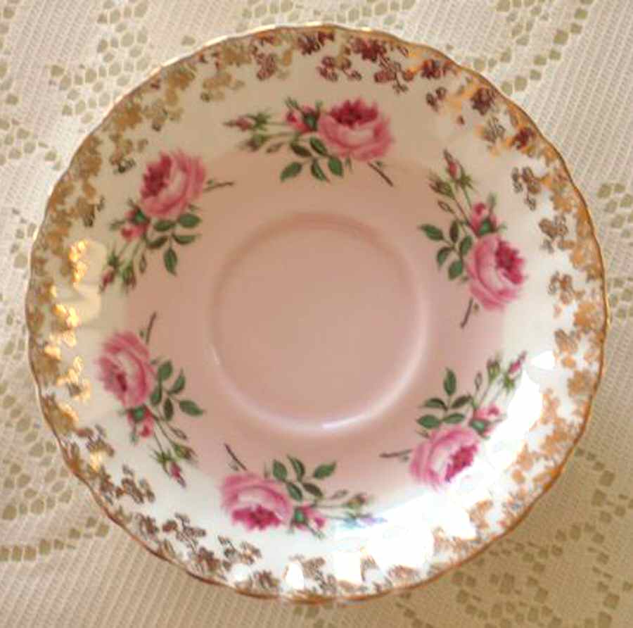 ROA52 Saucer by Royal Albert-1