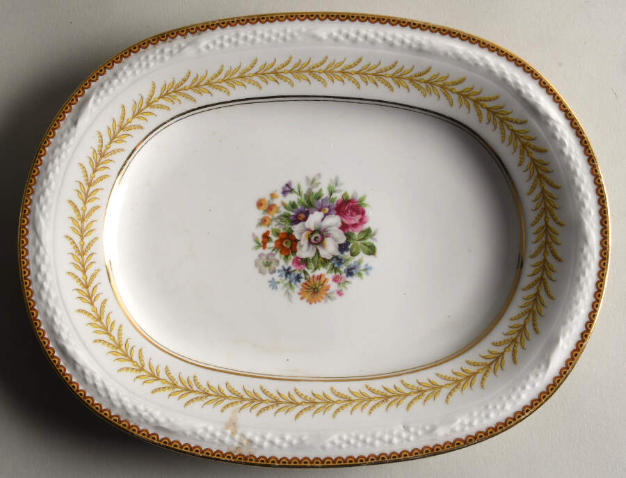 RYD11 11" Oval Serving Platter by Raynaud-1