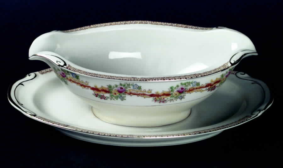REG9 Gravy Boat with Attached Underplate by Regal (Japan)-1