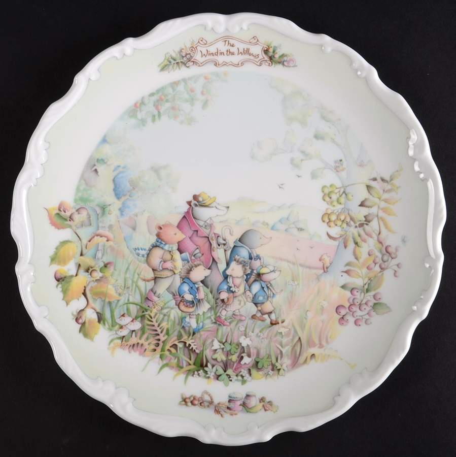 Wind In The Willows Luncheon Plate by Royal Albert-1