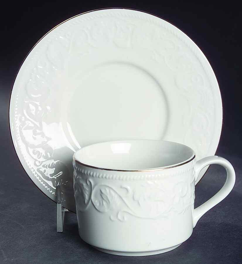 Calais Flat Cup & Saucer Set by Retroneu-1