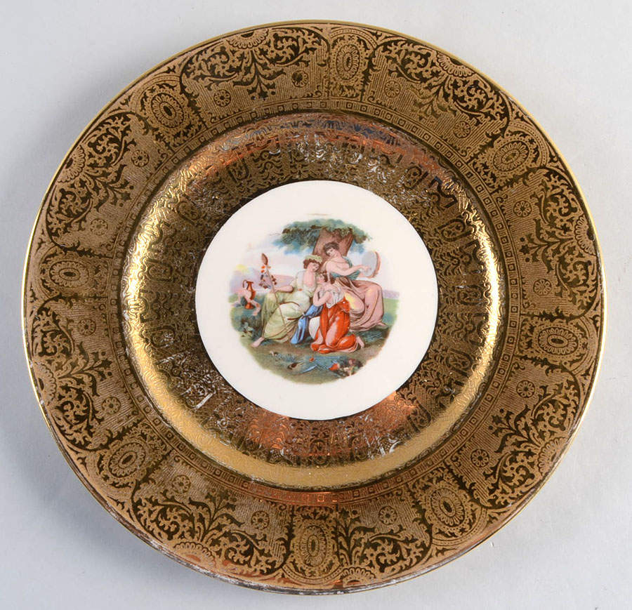 RCQ26 Dinner Plate by Royal China (made in France)-1