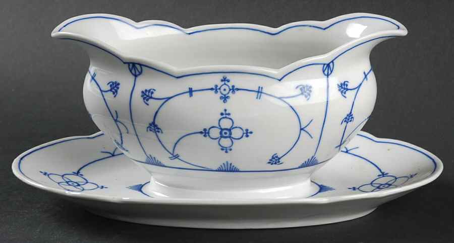 REK1 Gravy Boat with Attached Underplate by Reinecke-1