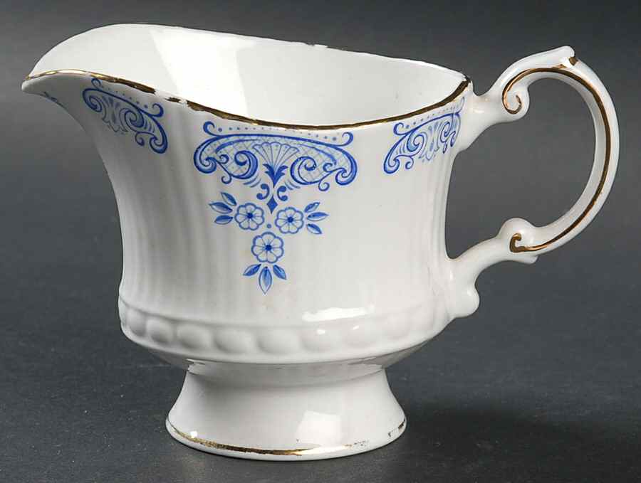 Fontainebleu Creamer by Rosina-Queens-1