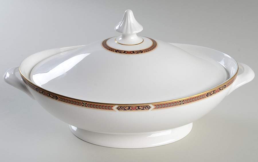 Connought Cove Oval Covered Vegetable by Royal Doulton-1