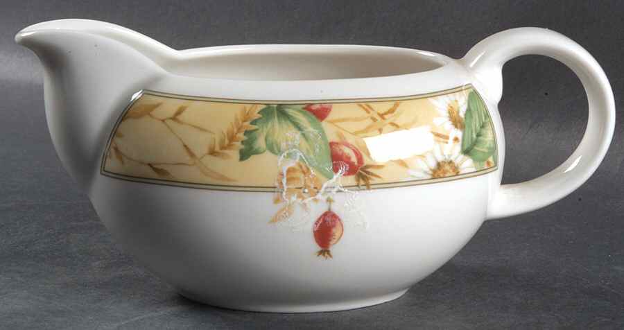 Edenfield Gravy Boat by Royal Doulton-1
