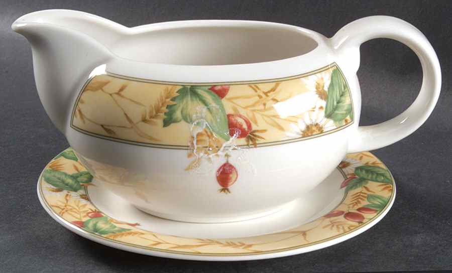 Edenfield Gravy Boat & Underplate by Royal Doulton-1