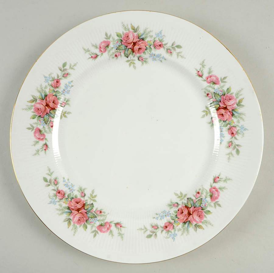 Rambling Rose (Smooth) Dinner Plate by Royal Standard-1