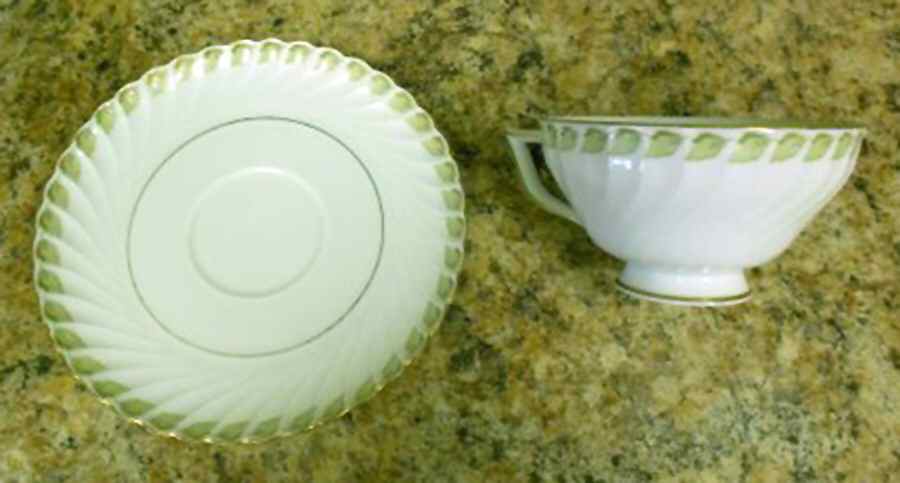 ROB194 Footed Cup & Saucer Set by Royal Bayreuth-1