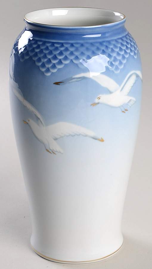 Seagull 8" Vase by Royal Copenhagen-1