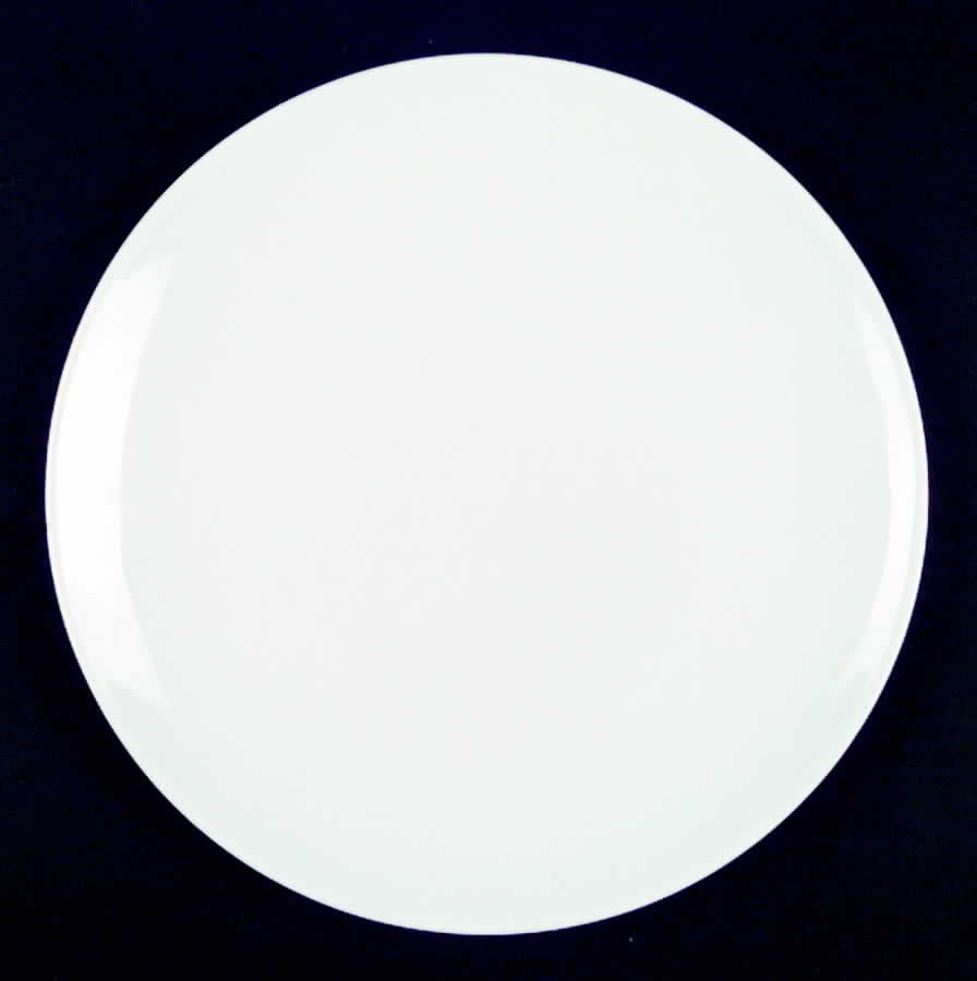 RD82 Dinner Plate by Royal Doulton-1