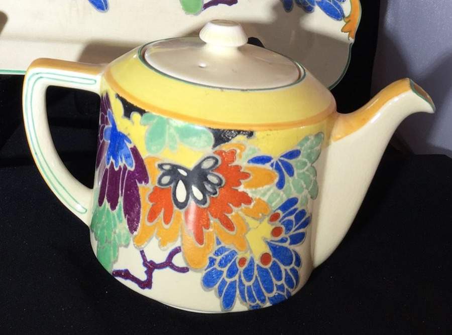 Gloria Teapot & Lid by Royal Doulton-1