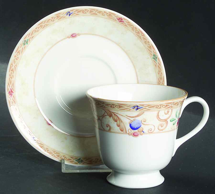 Fresco Footed Cup & Saucer Set by Royal Worcester-1