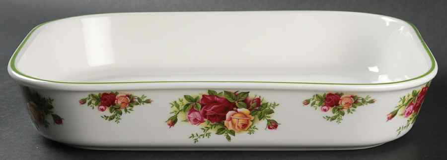 Old Country Roses Cream (Green Trim) 12" Lasagna by Royal Albert-1