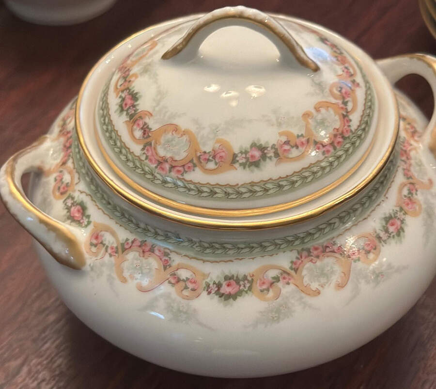 RDN57 Sugar Bowl & Lid by M Redon-1