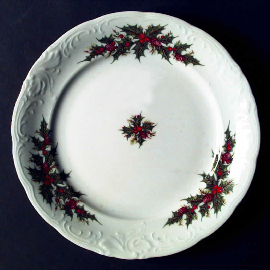 Holiday Holly Dinner Plate by Royal Kent (Poland)-1