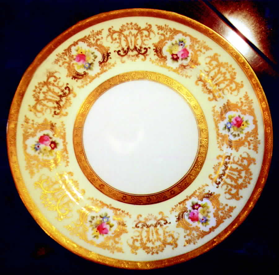 L6835 Dinner Plate by Royal Cauldon-1