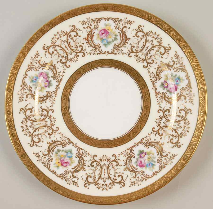L6835 Luncheon Plate by Royal Cauldon-1