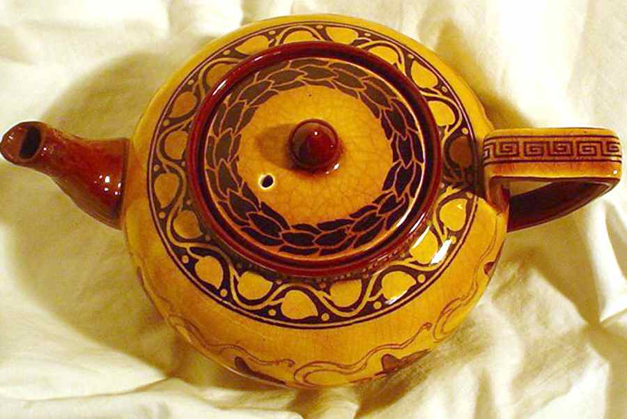 Witches Teapot & Lid by Royal Doulton-1