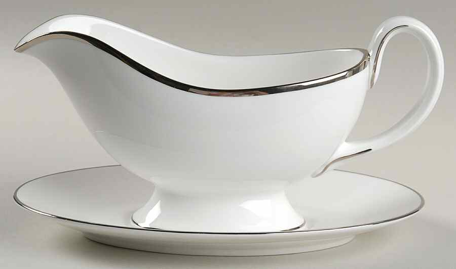 Monaco Gravy Boat & Underplate by Royal Worcester-1