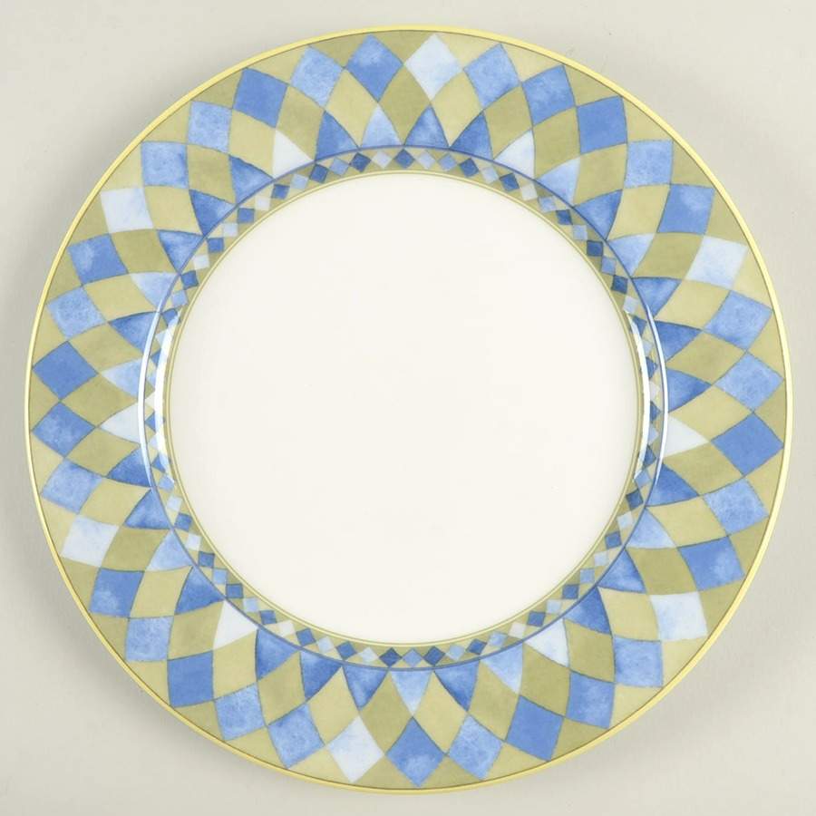 Carmina Dinner Plate by Royal Doulton-1