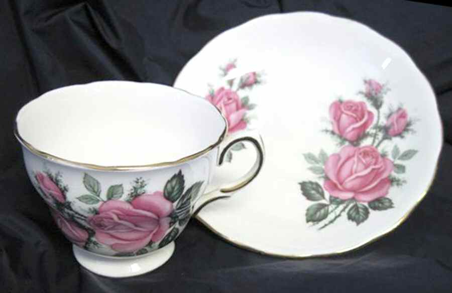 RVA23 Footed Cup & Saucer Set by Royal Vale-1