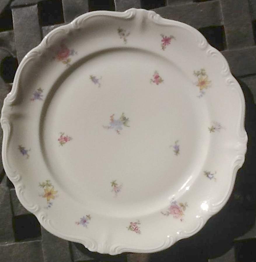 R729 Dinner Plate by Rosenthal - Continental-1