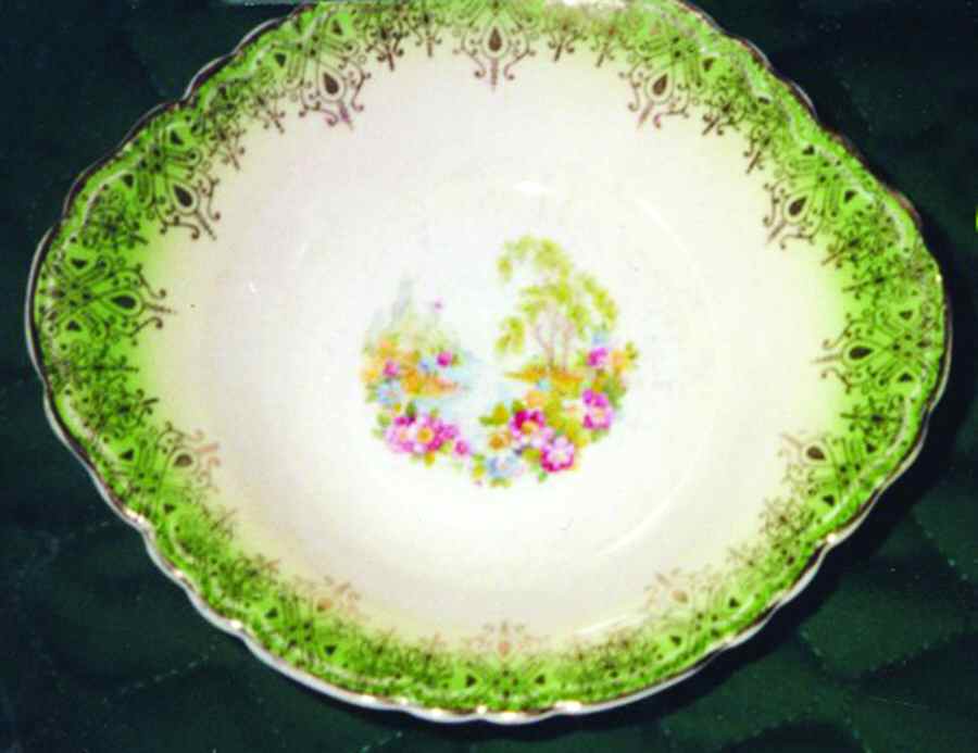 Meadow Green Lugged Cereal Bowl by Royal (USA)-1
