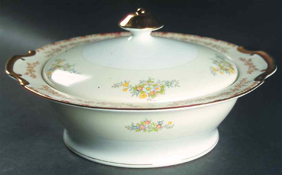 RCJ8 Round Covered Vegetable by Royal China Japan-1