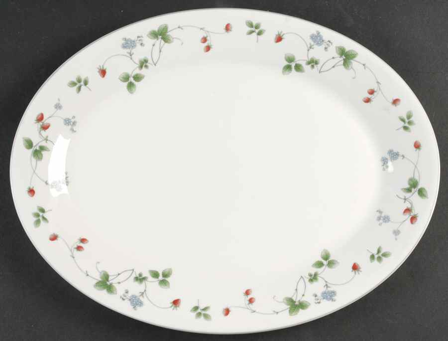Strawberry Fayre Red 13" Oval Serving Platter by Royal Doulton-1