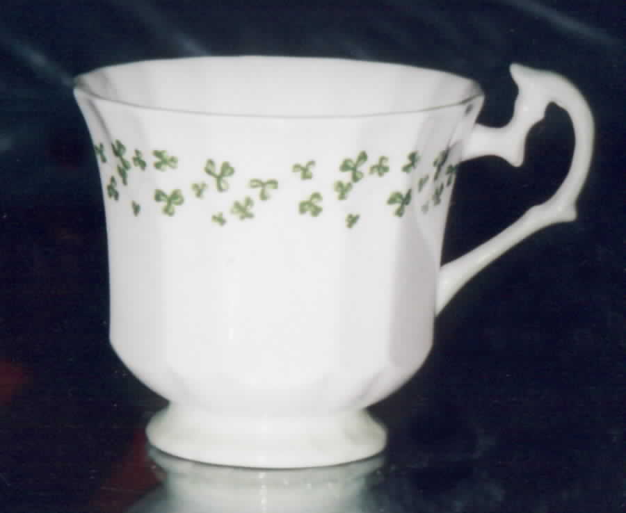 R2C4 Footed Cup by Royal Crest(England)-1