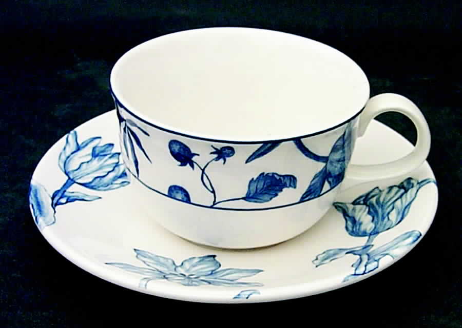 Tulipa Flat Cup & Saucer Set by Royal Stafford-1