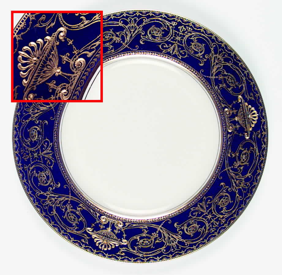 Z2121 Dinner Plate by Royal Worcester-1