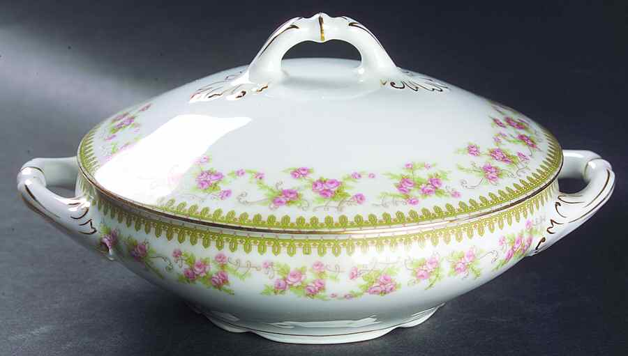 RSC25 Round Covered Vegetable by Royal Schwarzburg-1