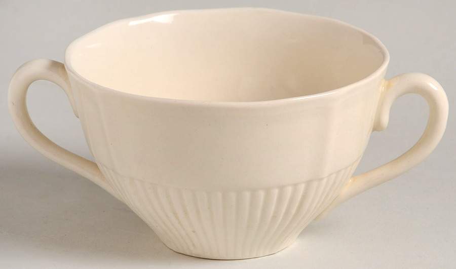 RD87 Footed Bouillon Cup by Royal Doulton-1