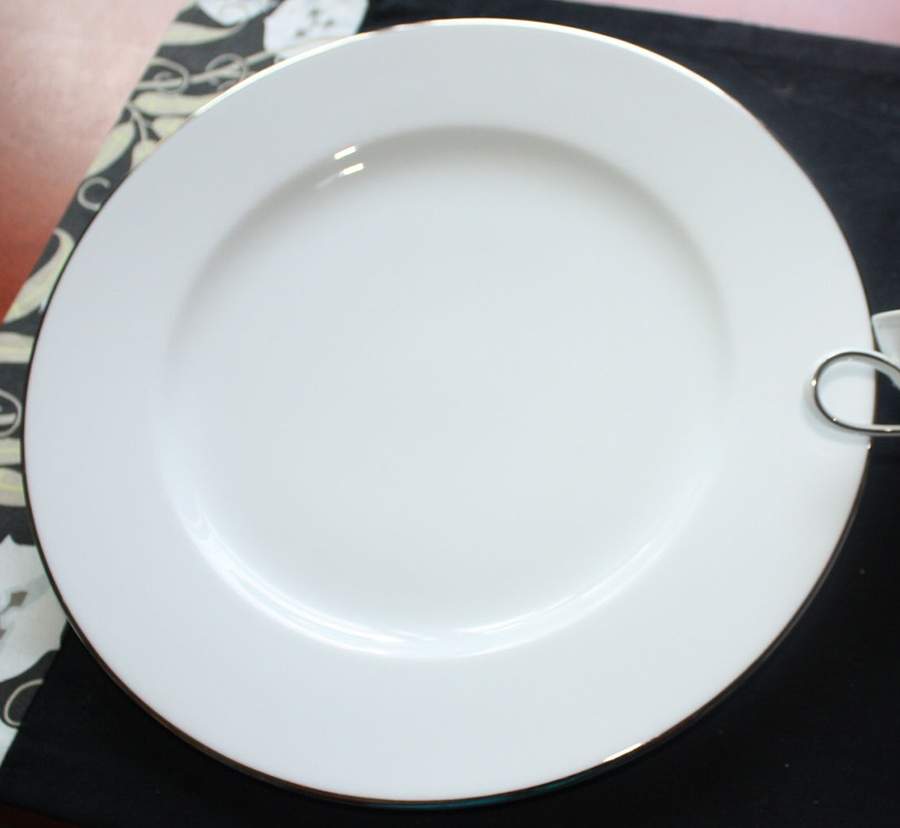 R746 Dinner Plate by Rosenthal - Continental-1