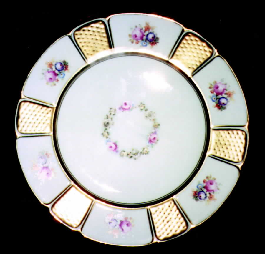 R748 Dinner Plate by Rosenthal - Continental-1