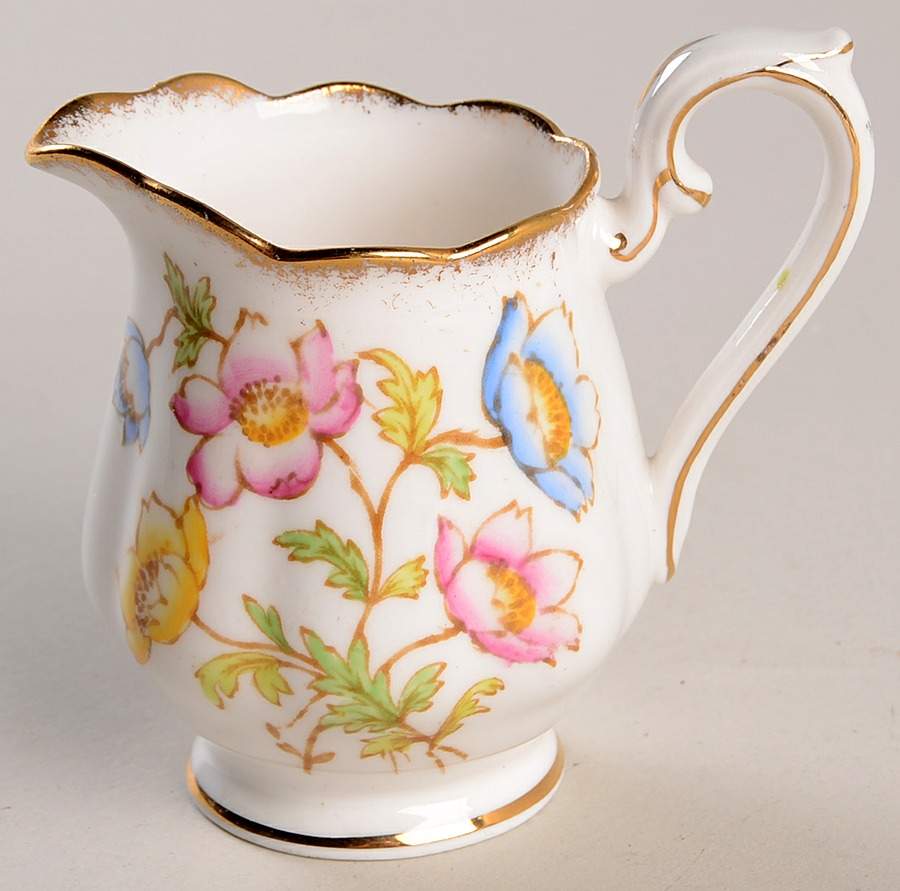 Anemone Mini Creamer by Royal Albert-1